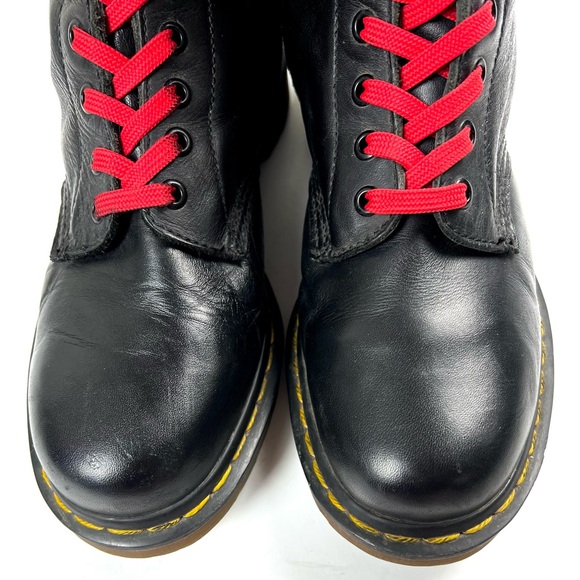 Rare Dr. Martens 11550 Skull Roses 20 Eyelet boots - Picture 6 of 16